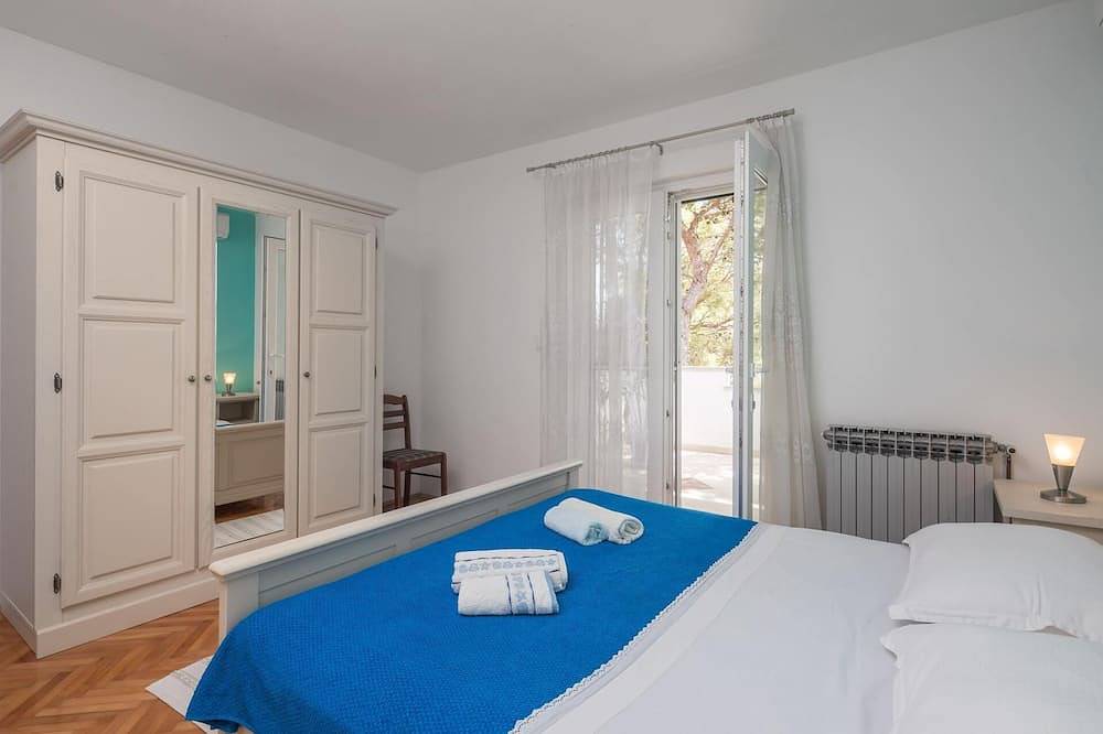 Split-området -Trogir Beach Resort nær Trogir og Split Tilbud Mai in Slatine, Čiovo