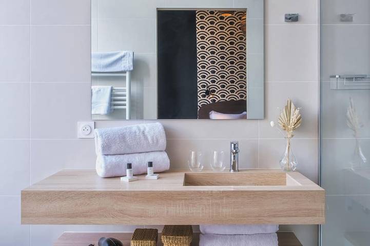 Chambre Banasa avec balcon privatif in Bordeaux, Bordeaux und Umgebung