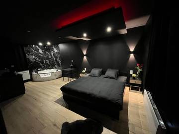 Gîte pour 3 personnes, avec jacuzzi et jardin à Jassans-Riottier