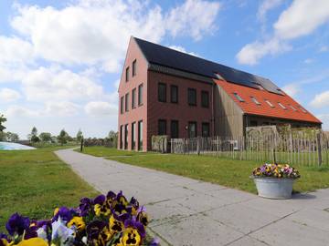 Villa voor 8 Personen in Littenseradeel, Nederlandse kust, Afbeelding 1