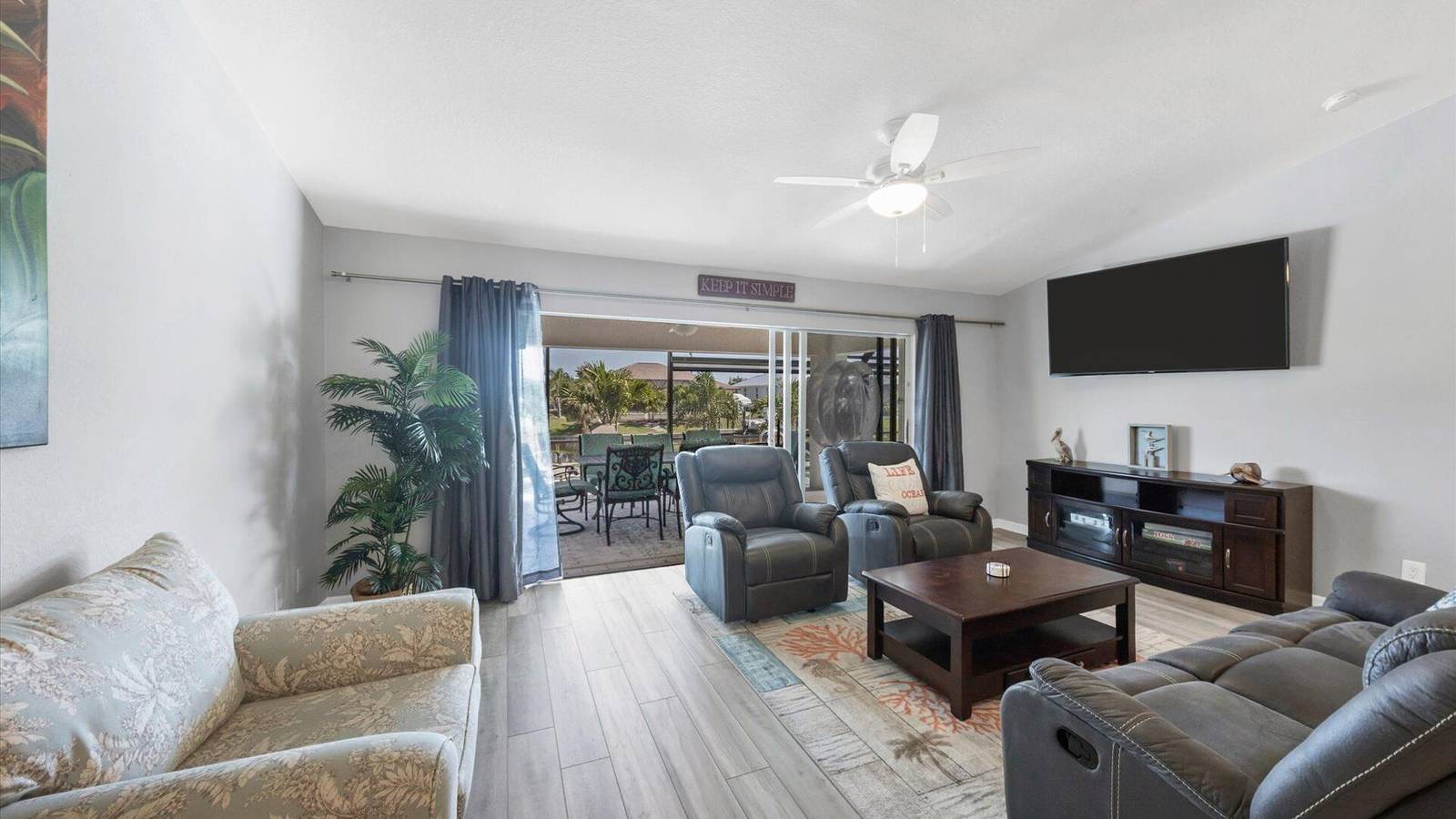 Relaxing Retreat: Charlotte County Villa 5877 Awaits in Charlotte County