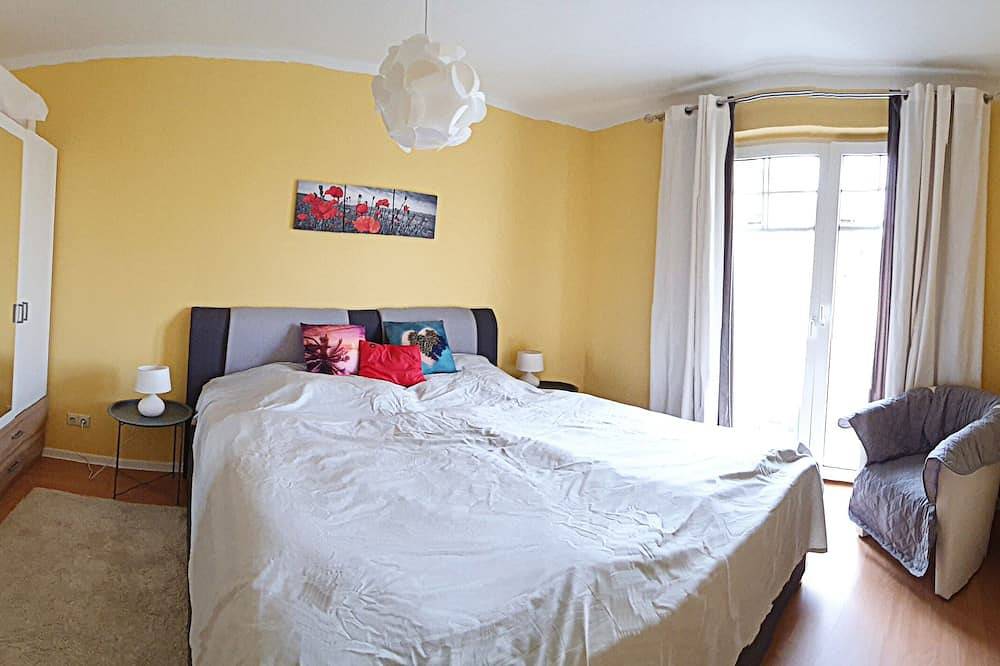 Ganze Wohnung, Großzügige Maisonette mit Abend-Terrasse und in der Nähe zum Zentrum u. Strand in Drei Kaiserbäder, Heringsdorf