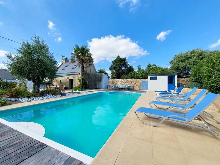 Gîte pour 5 personnes, avec Terrasse ainsi que Jardin et Piscine à Locmariaquer