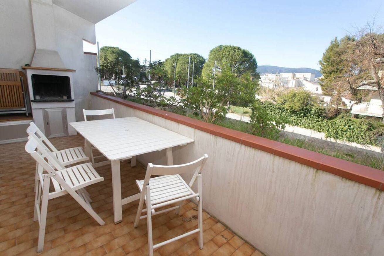 Apartamento entero, M025 - Marcelli, three-room apartment with terrace 200 meters from the sea in Marcelli, Riviera del Conero