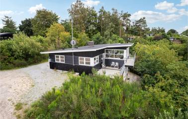 Ferienhaus für 10 Personen, mit Whirlpool und Terrasse sowie Sauna in Bønnerup Strand