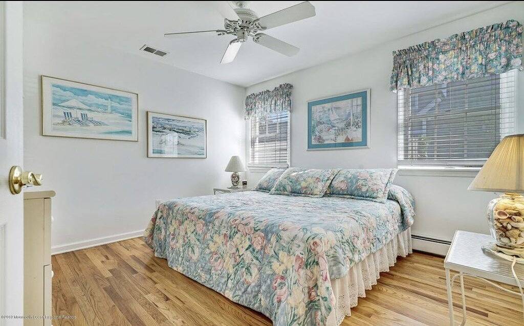 Newly Renovated Bay Head Family Escape Steps to Quiet Beach with Pool in Bay Head, Ocean County