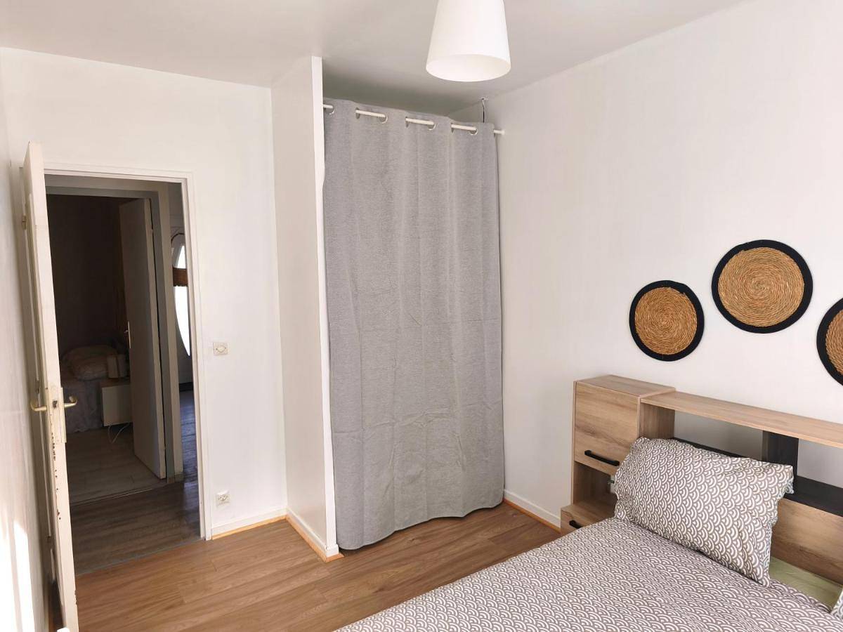 Three-Bedroom House in La Guierche, Sarthe