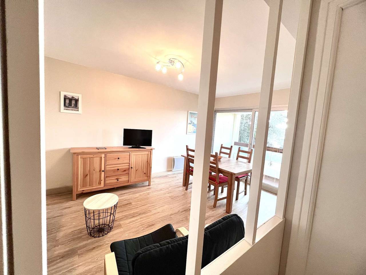 Entire apartment, Bright apartment with balcony, near beach and private parking in Bénodet in Bénodet, Quimper region