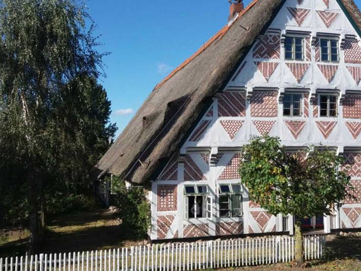 Ferienwohnung für 6 Personen, mit Terrasse und Garten in Guderhandviertel