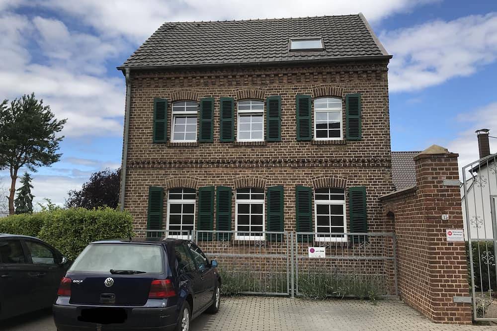 Modernisierter Altbau mit jede Menge Charm für bis 6 Personen in Mechernich, Naturpark Hohes Venn-Eifel