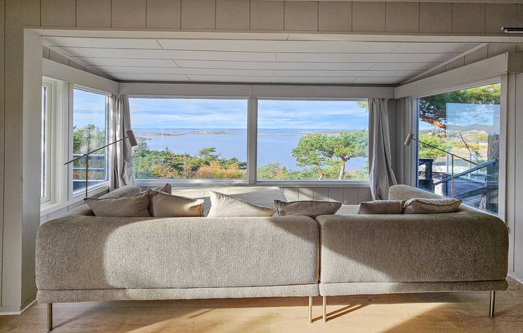 Ferienhaus für 7 Personen, mit Terrasse und Garten sowie Ausblick in Fredrikstad