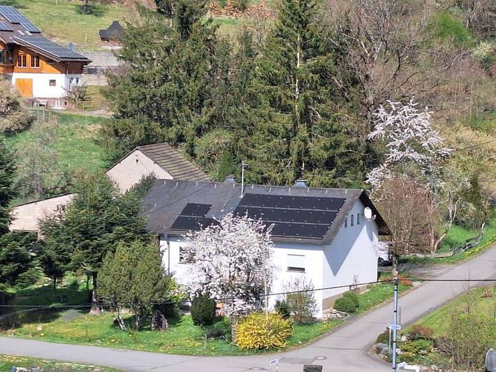 Ferienwohnung für 3 Personen, mit Ausblick und Garten, kinderfreundlich in Thalfang am Erbeskopf - 2