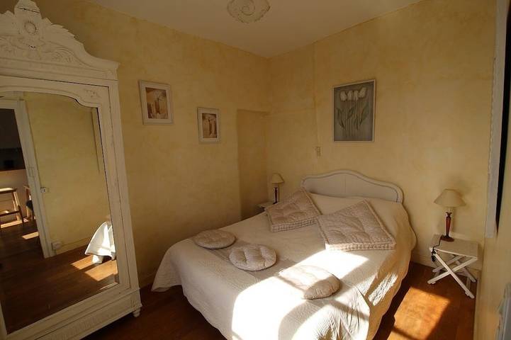 Location de vacances pour 4 personnes, avec piscine et jardin, animaux acceptés à Denicé - 2