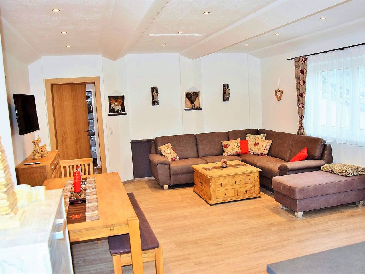 Ganze Wohnung, Luxuswohnung im Tiroler Almstil in Hopfgarten im Brixental, Kaisergebirge