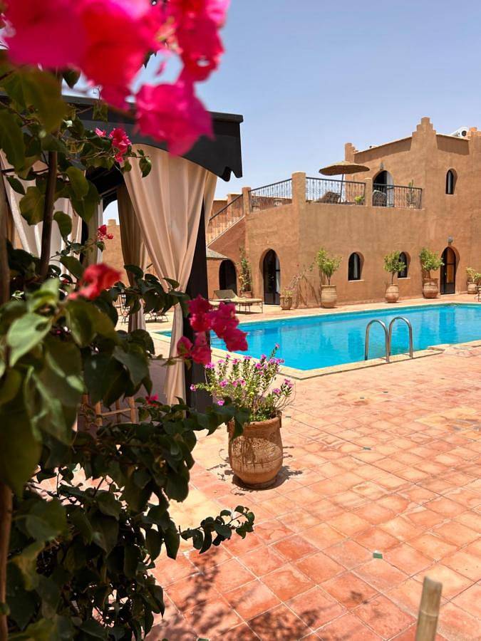 Gîte pour 2 personnes, avec terrasse ainsi que jardin et piscine, animaux acceptés à Ouarzazate - 3