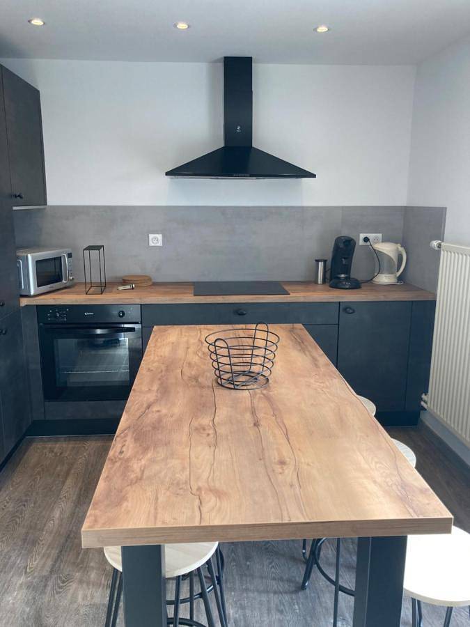 Gîte pour 4 personnes, avec jacuzzi et jardin dans Grandvillers