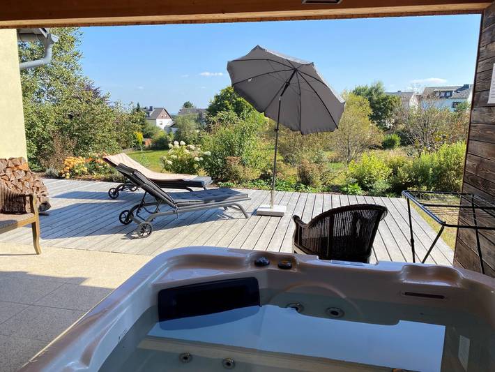 Ferienhaus für 2 Personen, mit Whirlpool und Terrasse sowie Garten und Sauna in Schwarzenbach am Wald