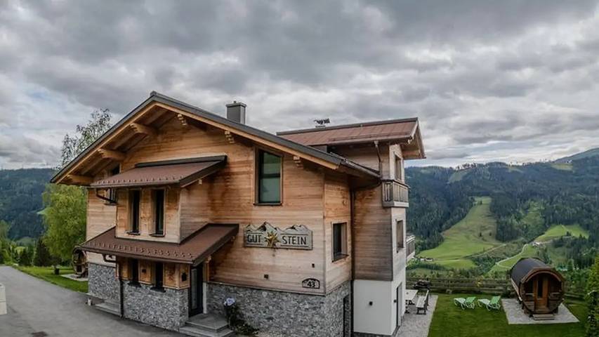 Ferienhaus für 10 Personen, mit Garten und Sauna