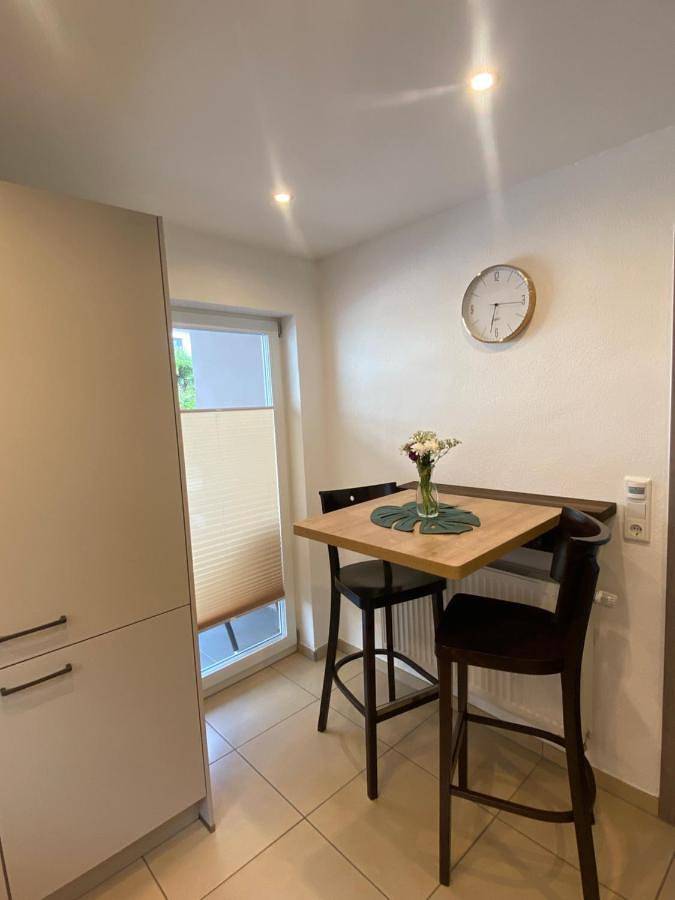 Ganze Wohnung, Modernes Apartment in ruhiger Gegend in Burgbernheim, Romantische Straße
