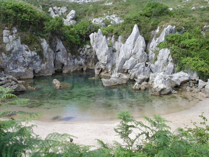 Casa rural para 3 personas, con jardín además de vistas y terraza en Llanes - 4