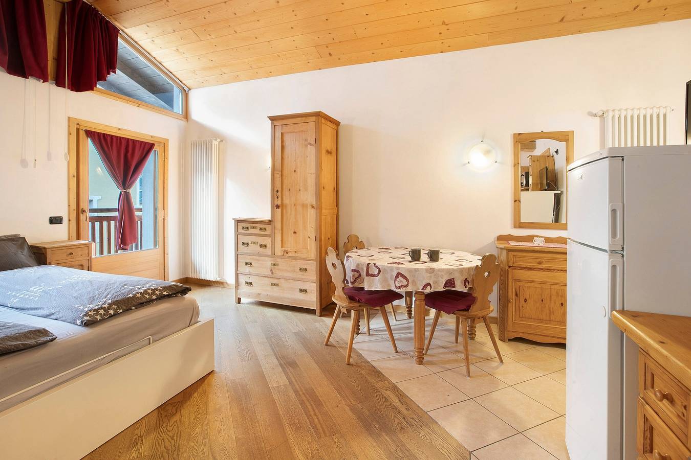 Ganzes Studio, Einzimmerapartment 'Premesan 3' mit Bergblick, Balkon und Wlan in Bormio, Bormio Gemeinde