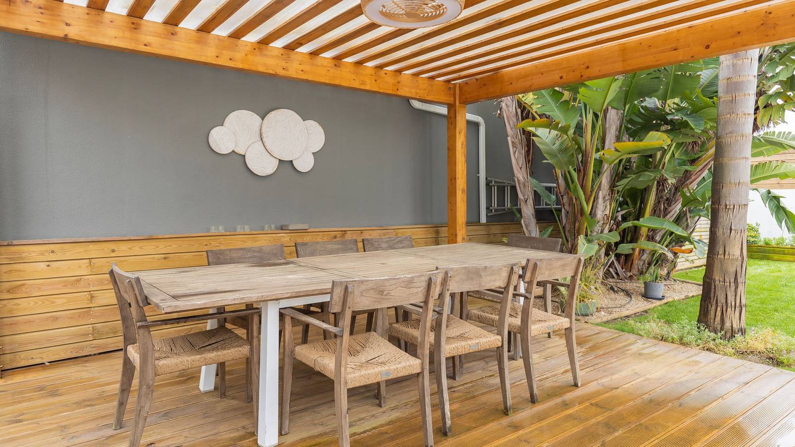 Ferienhaus für 2 Personen mit Garten in Aroeira, Corroios