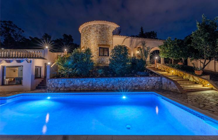 Casa rural para 12 personas, con jardín y terraza en Lloret de Mar - 4