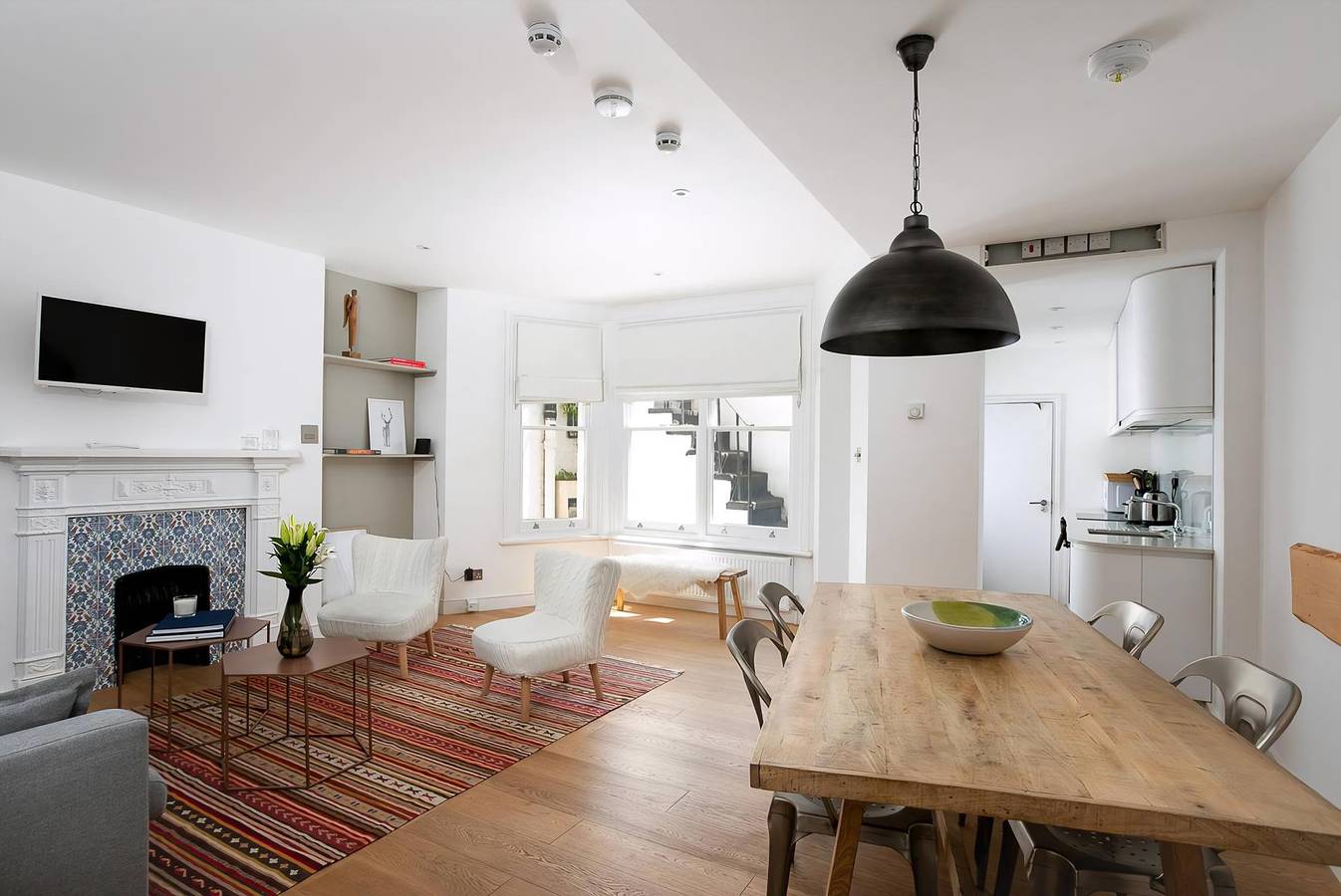 Apartamento entero, Elegante 2Br Casa en West Kensington , 4 huéspedes in Hammersmith y Fulham, Londres