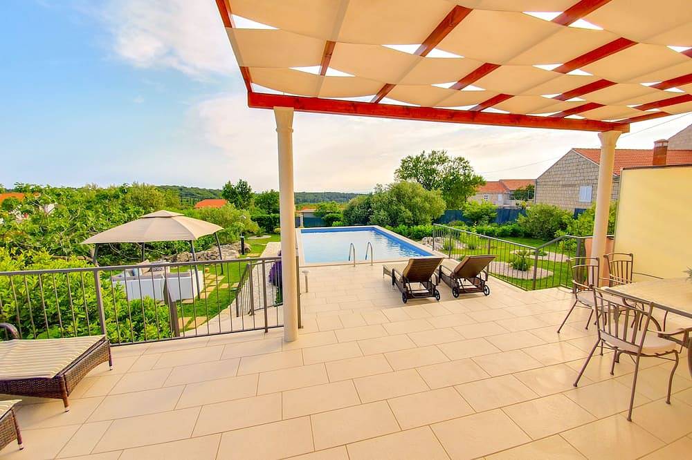 Casa vacanza a Canali a partire da 331€ a notte