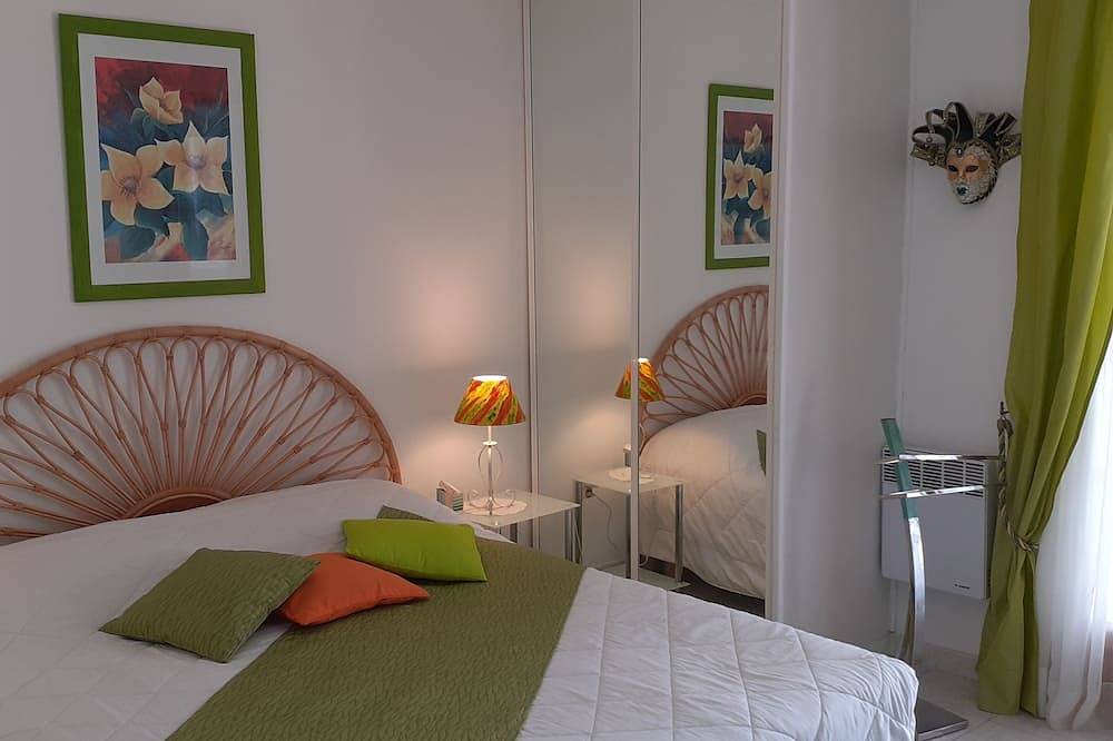 Villa Entre, Ciel, Montagne et mer in Olmeto, Sartène e dintorni