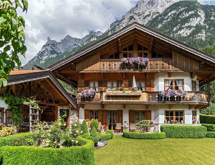 Hütte für 2 Personen, mit Balkon und Sauna sowie Ausblick im Karwendel