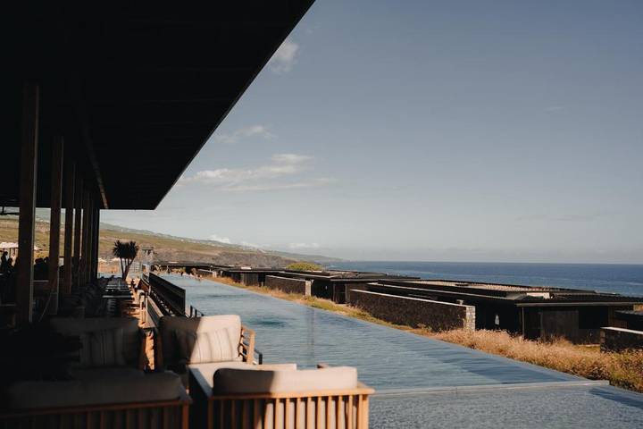 Hôtel pour 6 personnes, avec jacuzzi ainsi que piscine et jardin à Les Trois-Bassins - 2