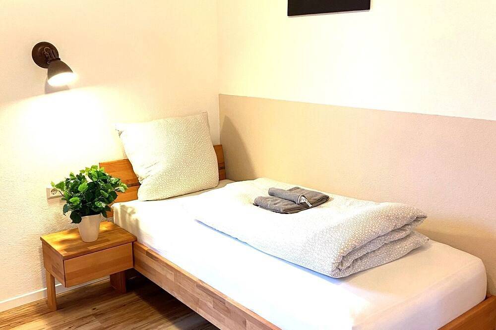 Ganze Wohnung, Main barrierefreier Urlaub im Weinberg in Kitzingen, Fränkisches Weinland