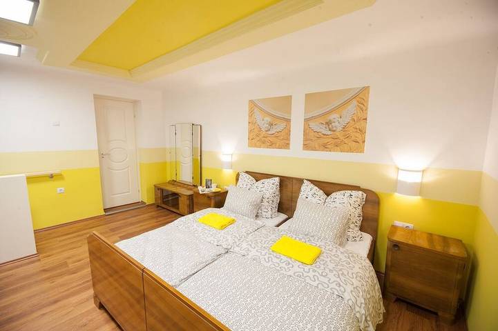 Vacation rental for 4 people in Budapest