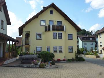 Ferienwohnung für 5 Personen, mit Balkon und Garten sowie Sauna in Heiligenstadt