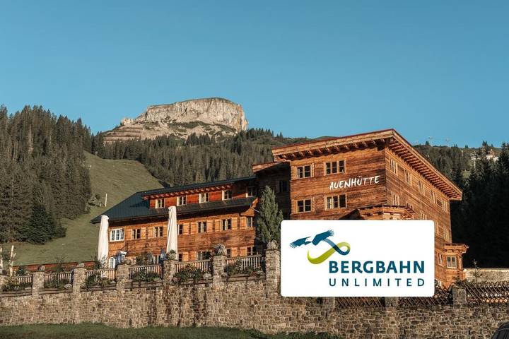 Chalet, mit Terrasse und Garten in Mittelberg