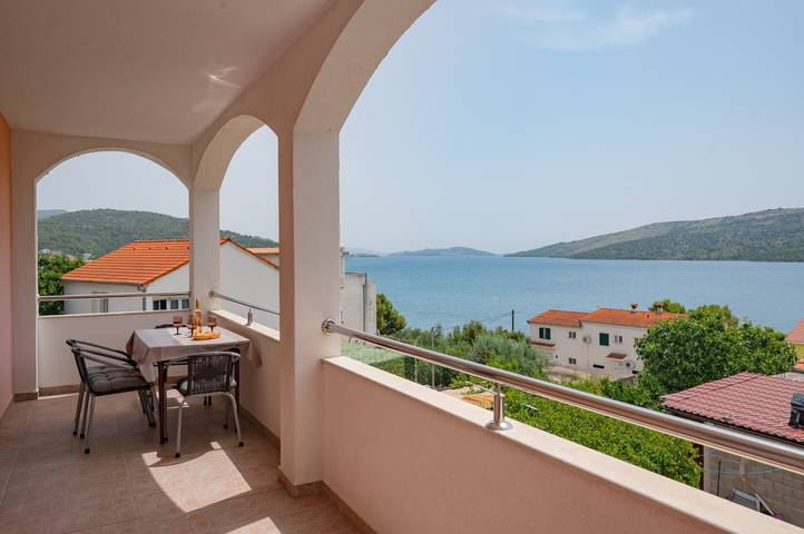 Ferienwohnung für 6 Personen, mit Balkon/Terrasse
