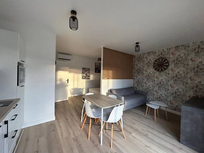 Gîte pour 4 personnes, avec Terrasse à Fontaine-le-Comte
