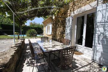 Gîte pour 5 Personnes dans Suze-la-Rousse, Région de nyons, Photo 1