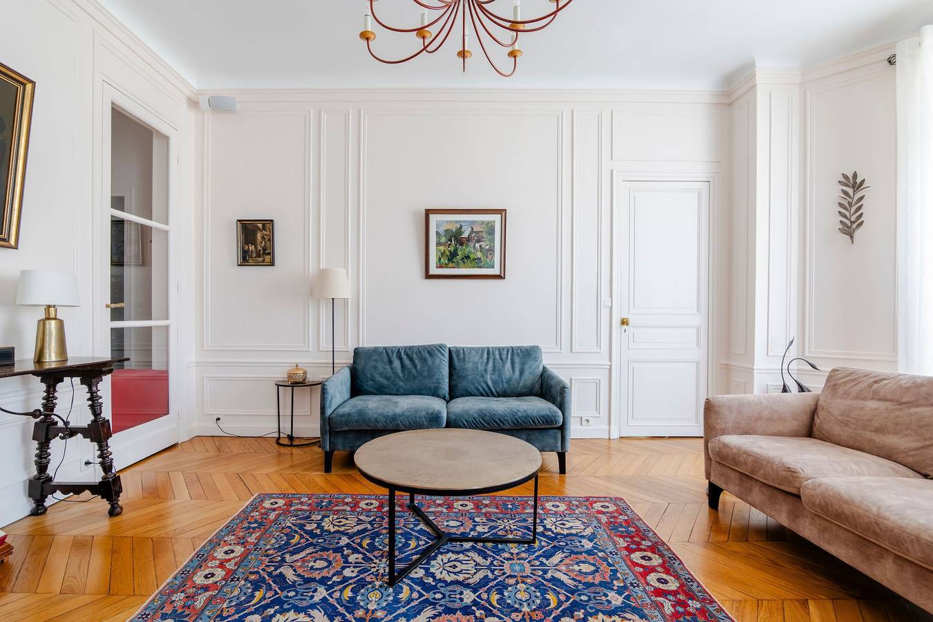 Ganze Wohnung, Avenue to the Eiffel Tower in Eiffelturm, Paris