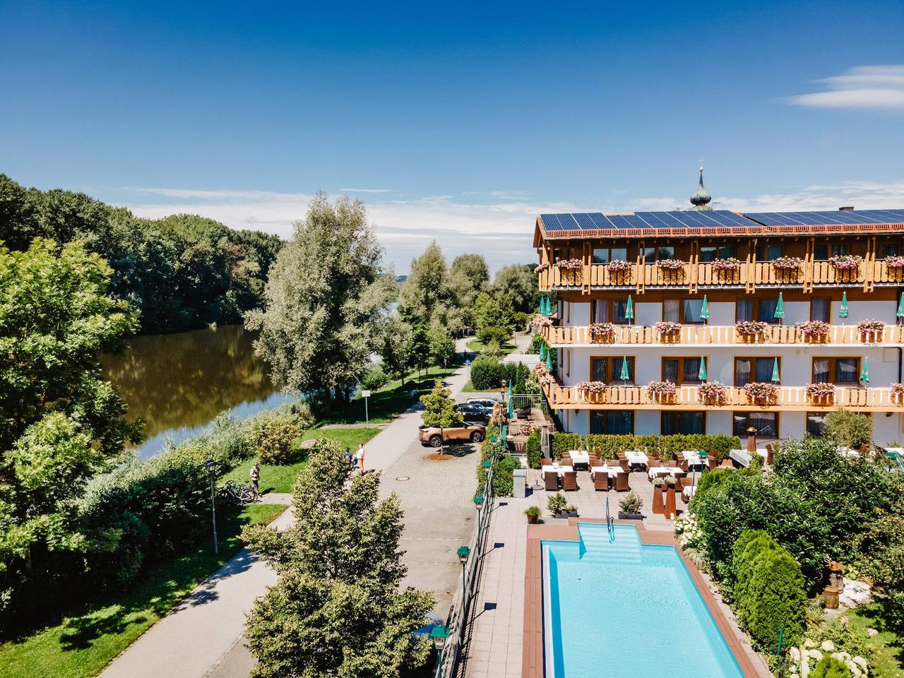 Hotel zum Goldenen Anker - Dz Inn Parterre (20qm) in Windorf, Ostbayern