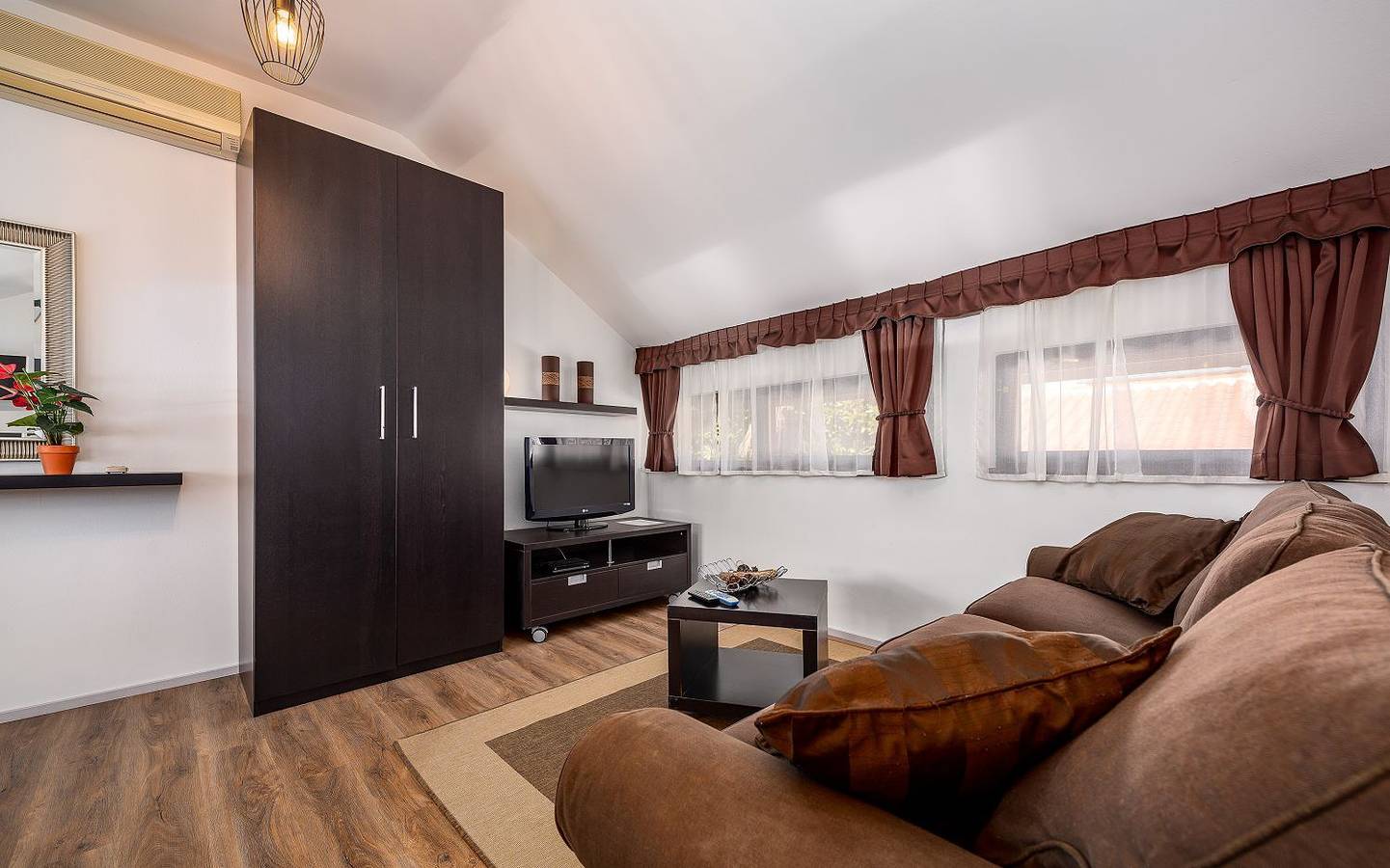 Cijeli apartman, Hundefreundliches Apartment nur 300 Meter zum Strand in Umag, Umag Region