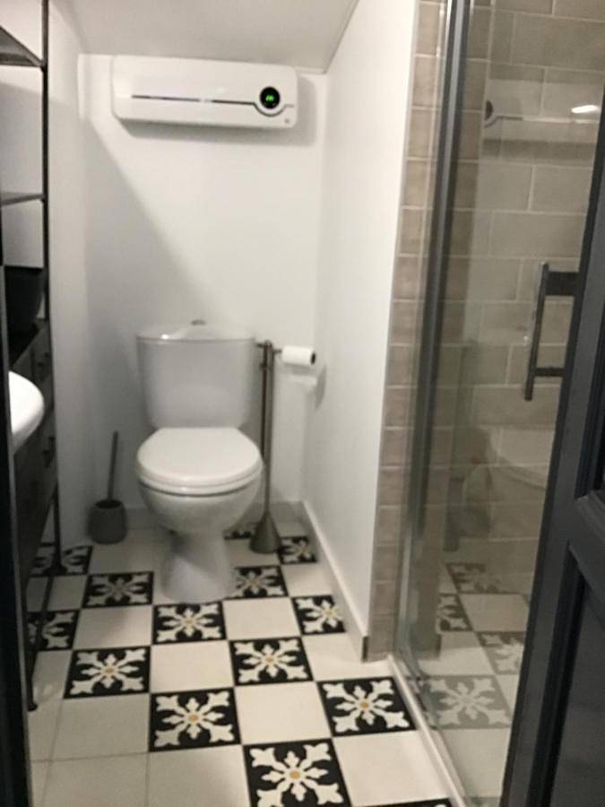 Gîte pour 4 personnes, avec vue et terrasse ainsi que piscine et jardin à Albas - 4