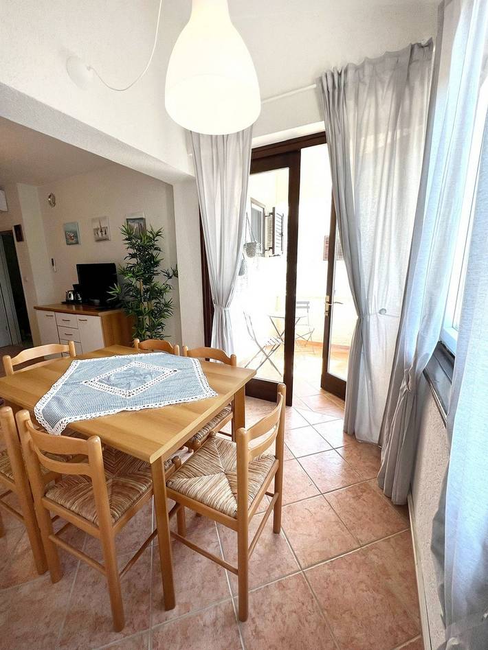 Ferienwohnung für 5 Personen, mit Garten und Balkon in Funtana - 2