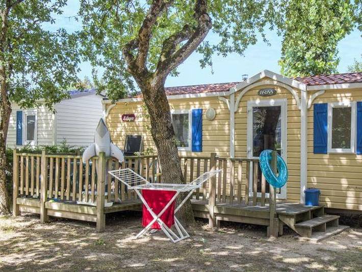 Camping pour 4 personnes, avec bassin pour enfant à Saint-Georges-d'Oléron - 2
