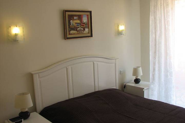 Gîte pour 6 personnes, avec terrasse et piscine dans Port de la Figueirette - 2