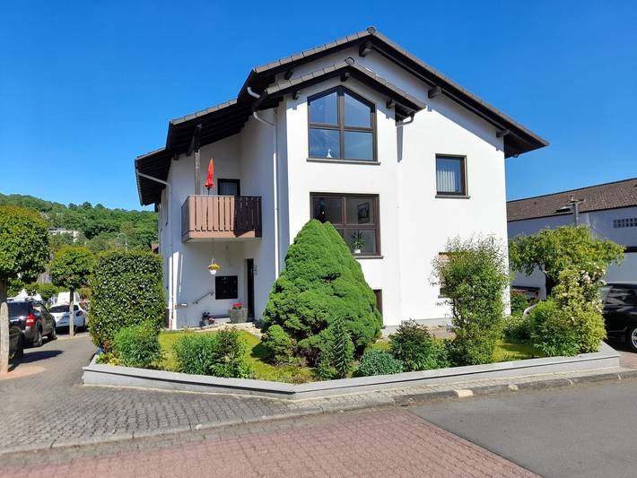 Appartement entier, Appartement 'Karolina 3' avec vue sur la montagne, terrasse commune et Wi-Fi in Bad Soden-Salmünster, Arrondissement de Main-Kinzig