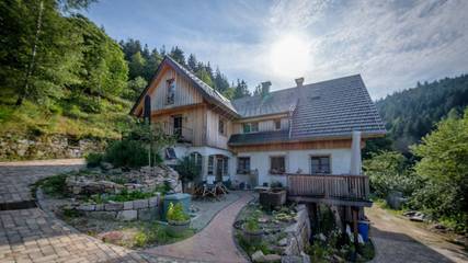 Cottage pour 6 personnes, avec terrasse et vue, animaux acceptés à Seebach