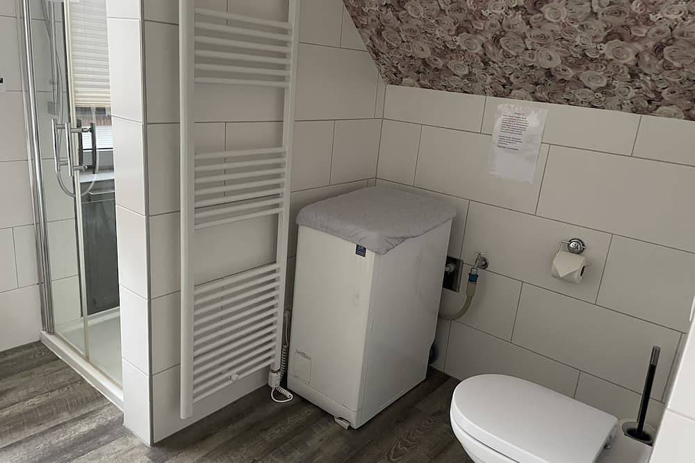 Ganze Wohnung, Moderne großzügige Ferienwohnung in Leer, Nordseeküste