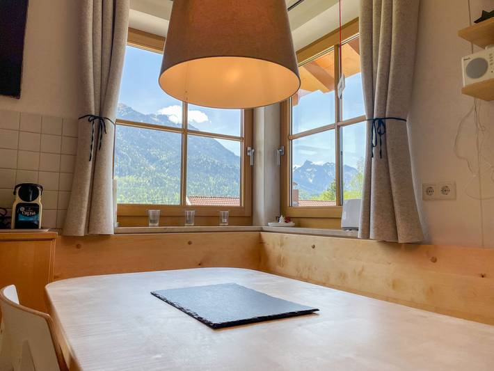 Ferienwohnung für 4 Personen, mit Balkon und Garten in Wallgau - 2